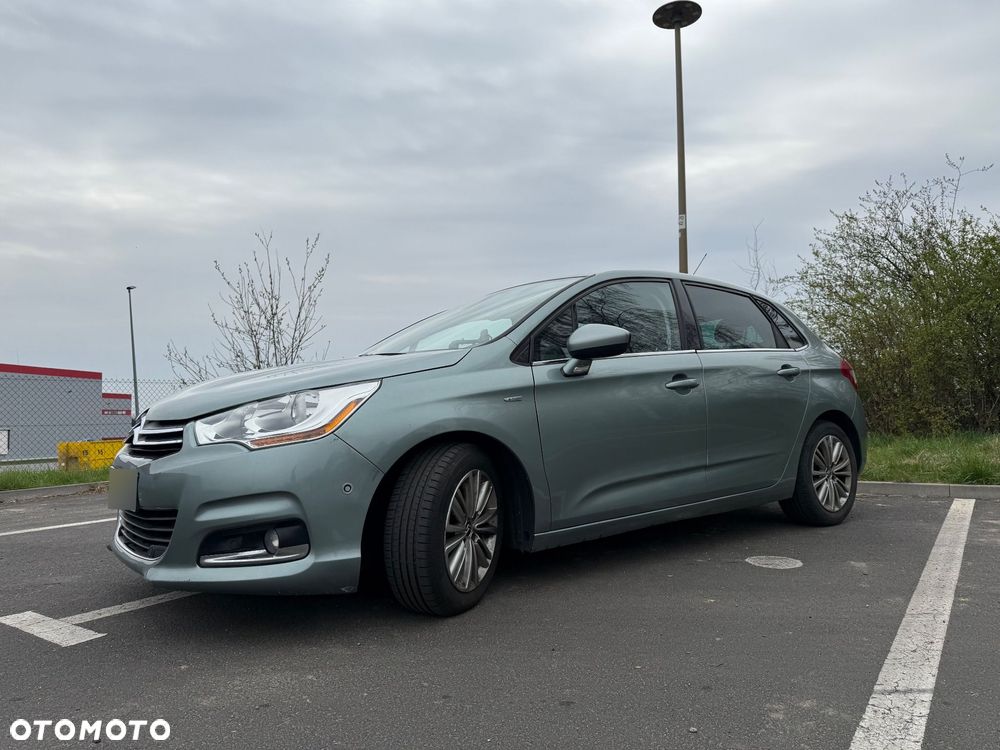 Citroën C4 2.0 HDi Exclusive - 4