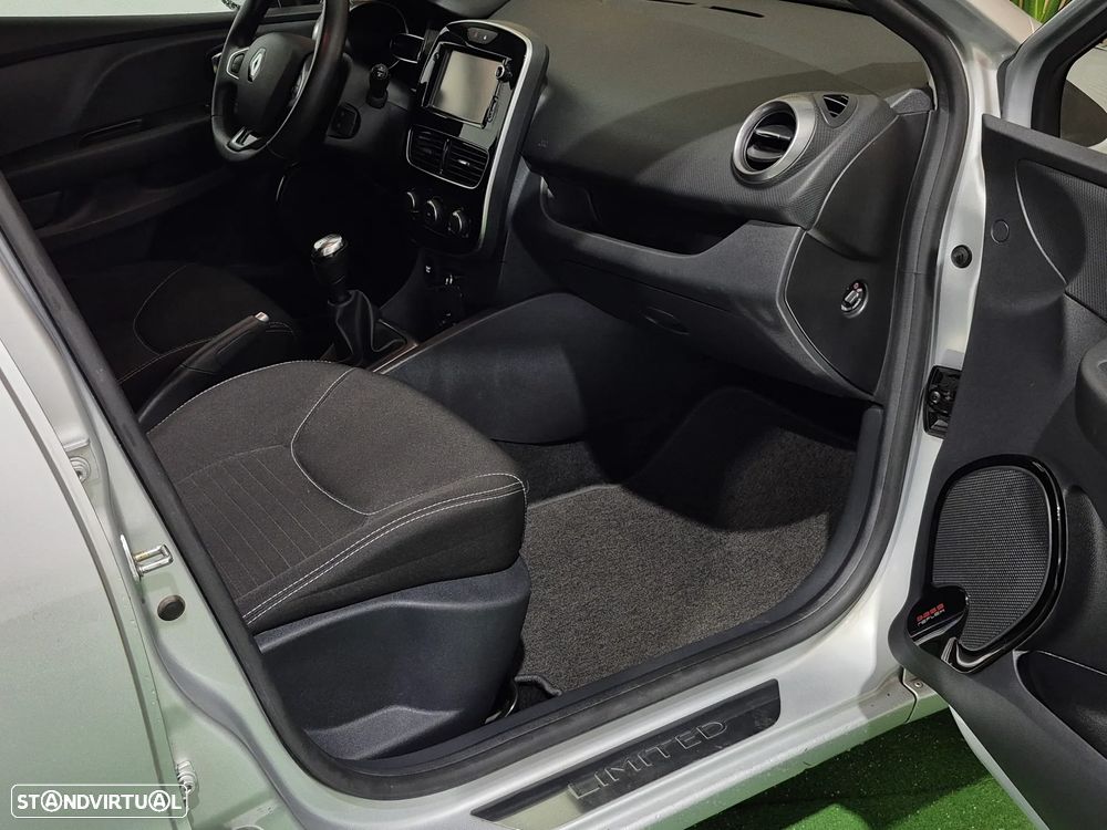 Renault Clio Sport Tourer 0.9 TCe Limited - 11