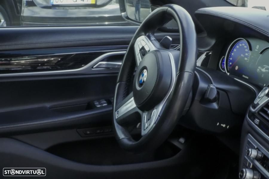 BMW 740 d xDrive Pack M - 18