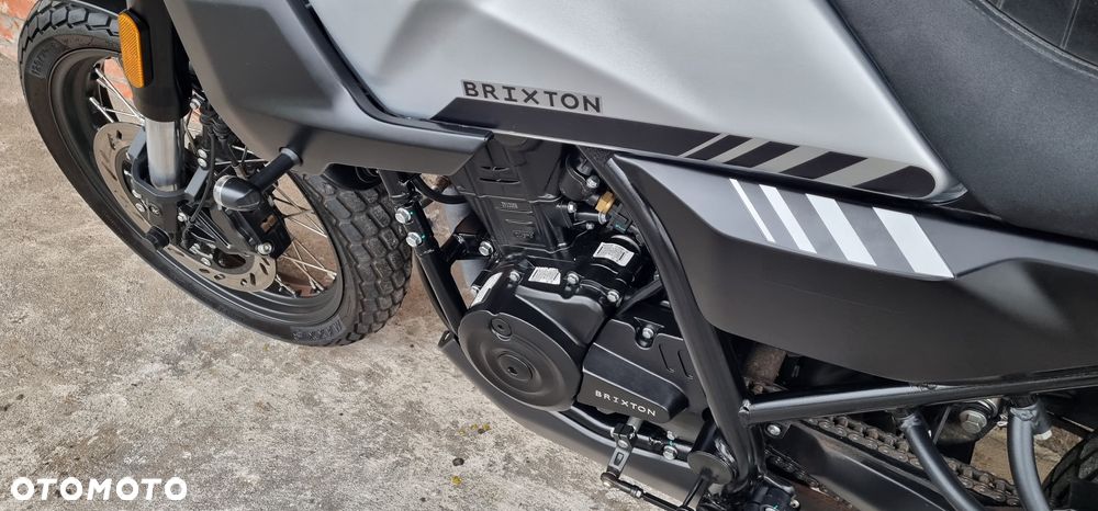 Brixton Crossfire - 6