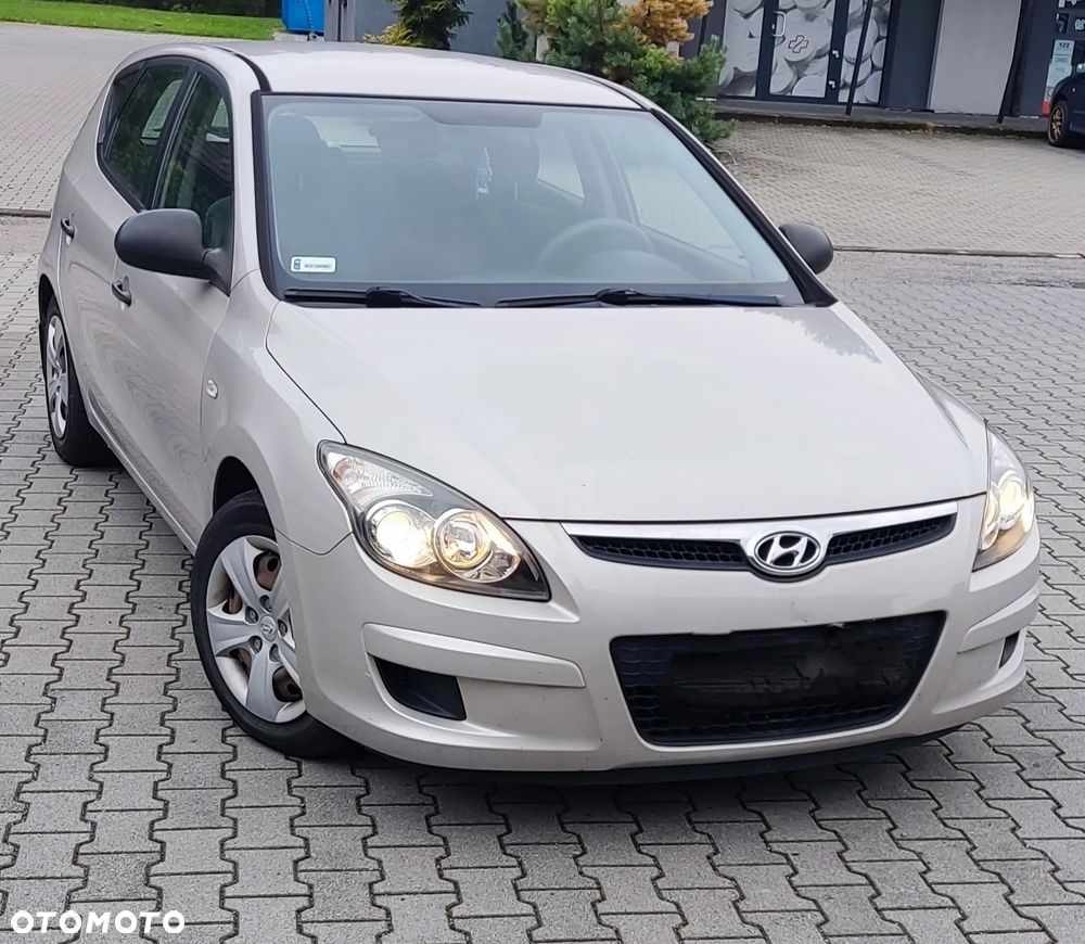 Hyundai i30 1.4 Classic - 11