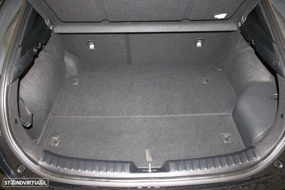 Kia XCeed 1.6 GDi PHEV Drive — fotografia 43