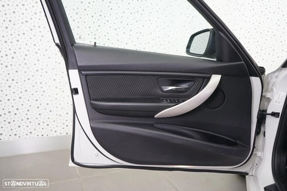 BMW 320 d Aut. Efficient Dynamics Edition - 18