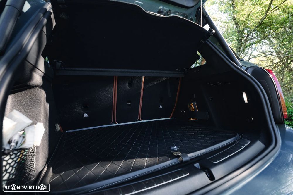 MINI Countryman Cooper SE ALL4 Auto - 43