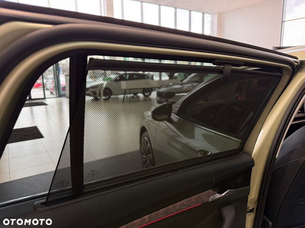 Skoda Superb 2.0 TDI SCR 4x4 L&K DSG - 15