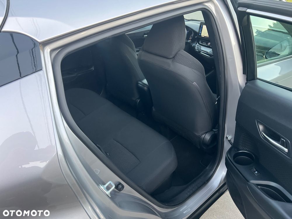 Toyota C-HR Style - 32