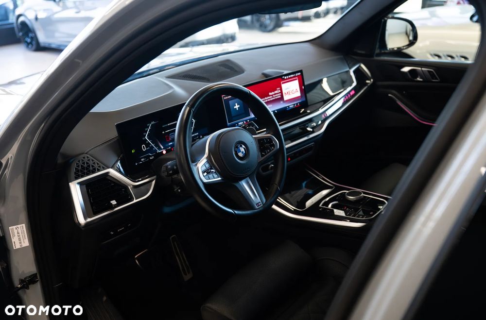 BMW X5 xDrive30d mHEV - 11