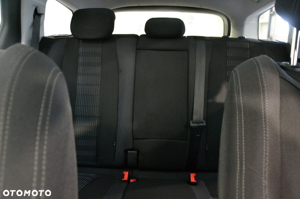 Peugeot 308 - 33