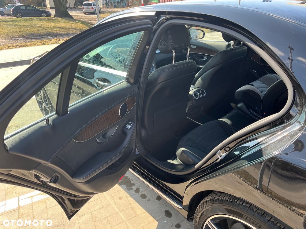 Mercedes-Benz Klasa C 200 4-Matic 7G-TRONIC - 8
