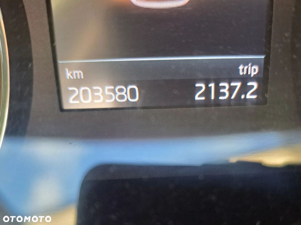 Skoda Superb 2.0 TDI SCR Style DSG - 14