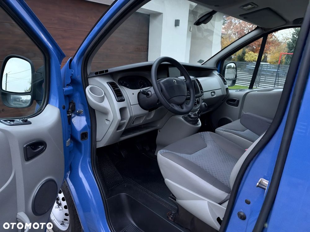 Renault Trafic - 13