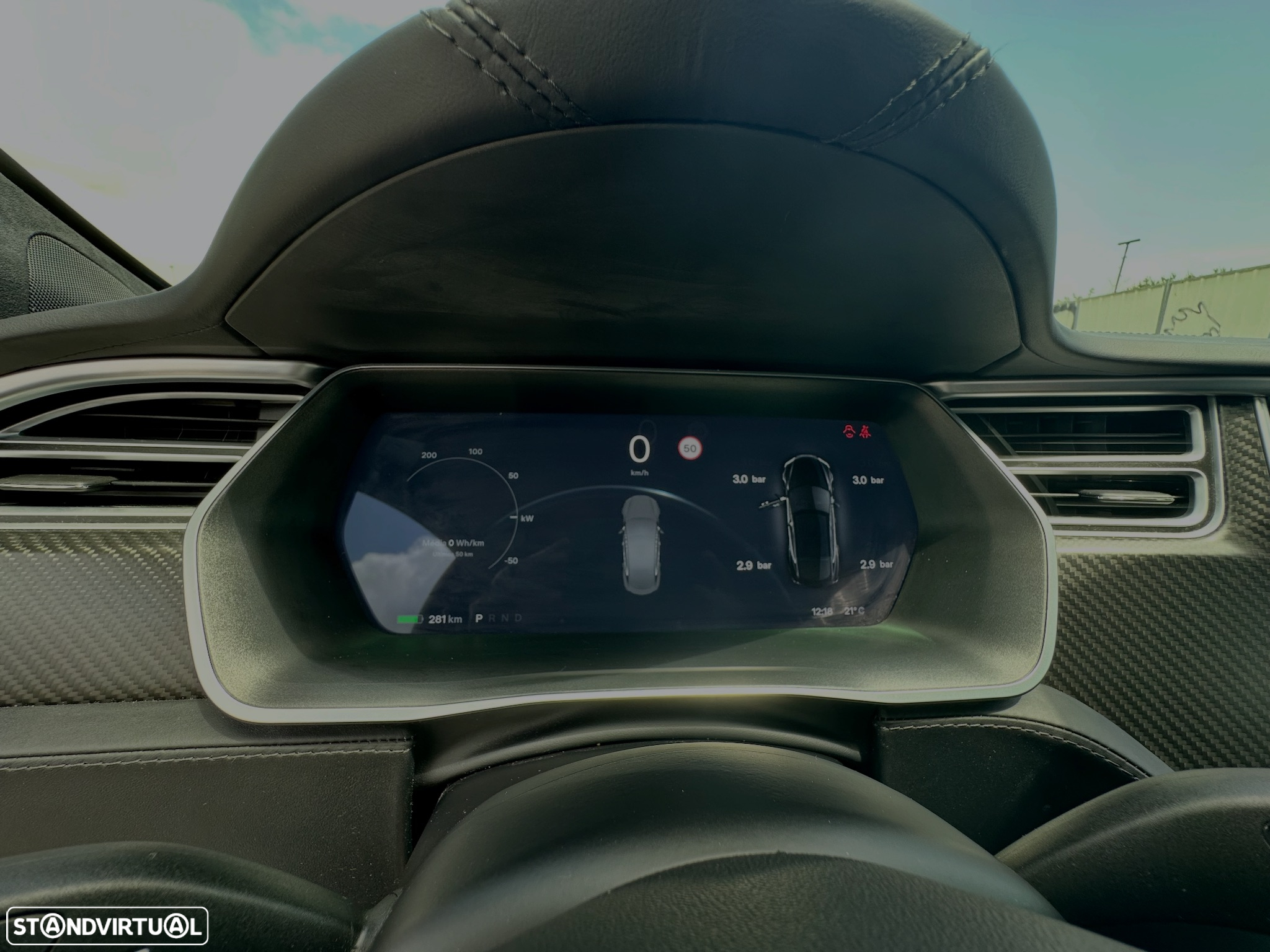 Tesla Model S - 16