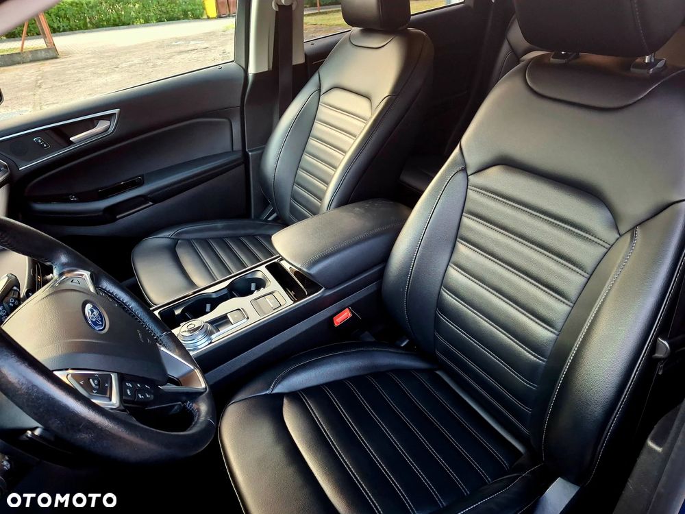 Ford Edge - 11