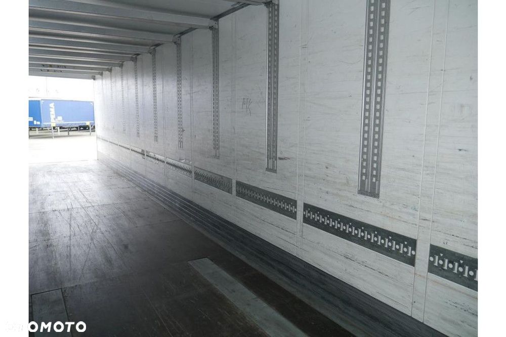 Schmitz Cargobull Trailer Van Light Insulated Double deck Straight - 13