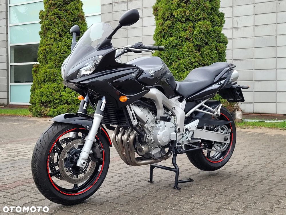 Yamaha FZ6