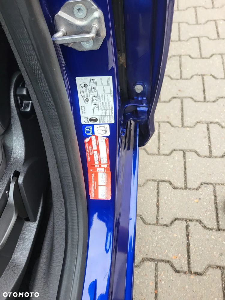 Ford Fiesta - 12