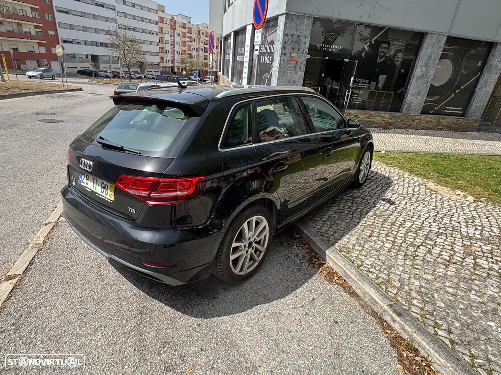 Audi A3 Sportback 1.6 TDI S-line - 19