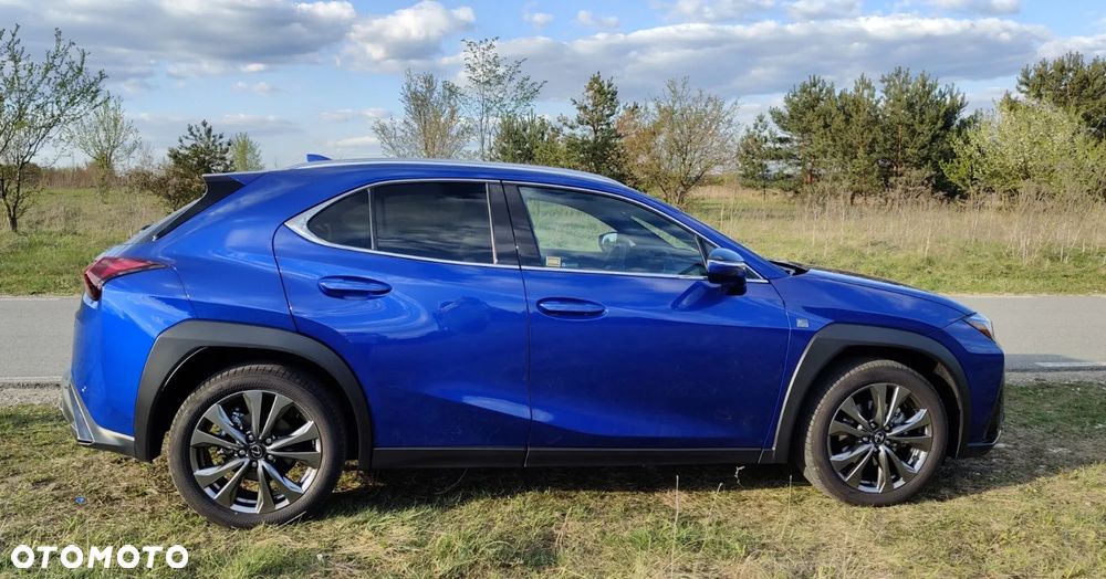 Lexus UX - 6