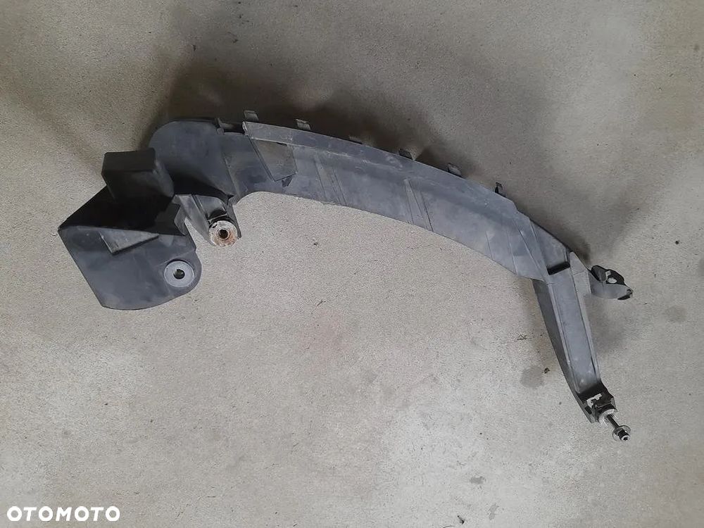 Mocowania okulary reflektora pasa Audi A3 8P Lift 8P0805608 - 2