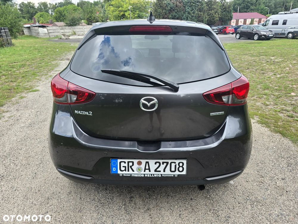 Mazda 2 - 10