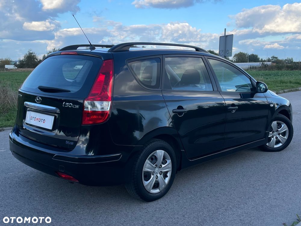 Hyundai i30 i30cw 1.6 CRDi blue Classic - 2