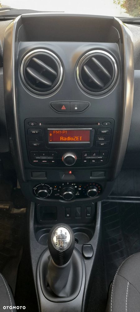 Dacia Duster 1.6 SCe Laureate S&S - 16