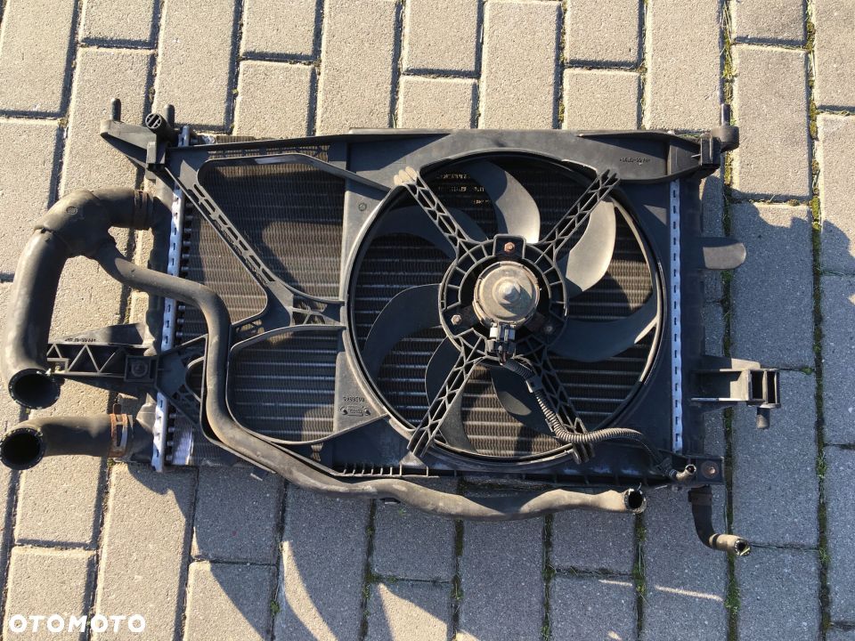 OPEL CORSA C 1.0 - 1.2 Chłodnica Wody WENTYLATOR - 1