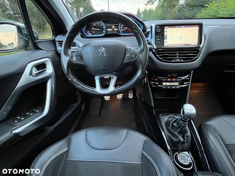 Peugeot 2008 BlueHDi FAP 120 STOP & START GT-Line Edition - 25