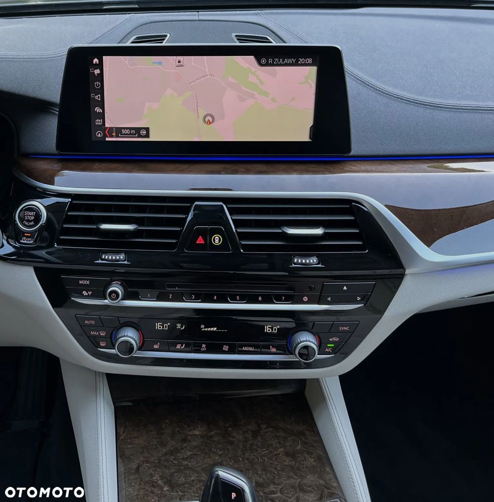 BMW Seria 5 520d Luxury Line sport - 18