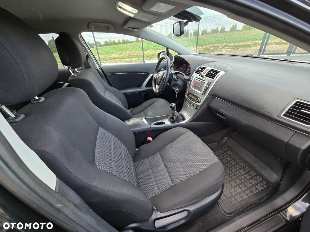 Toyota Avensis 2.0 D-4D Premium - 27