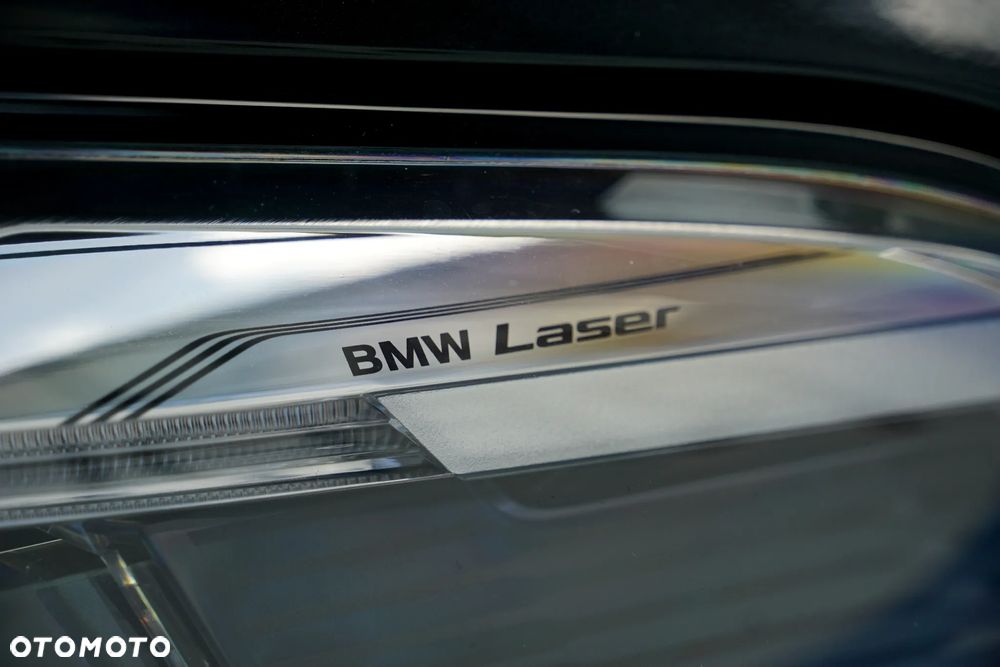 BMW X5 M M50d - 11