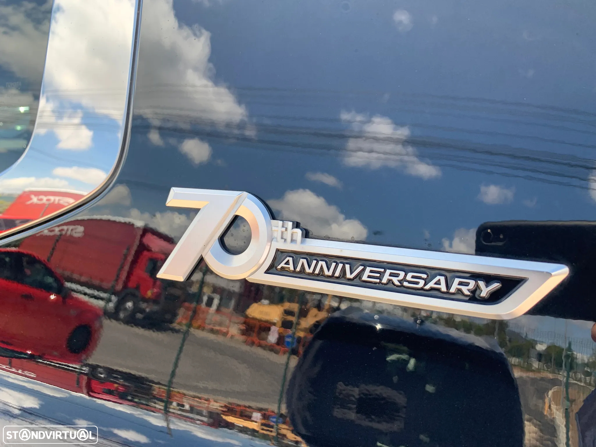Toyota Land Cruiser - 12