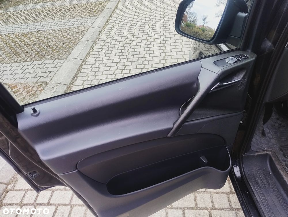 Mercedes-Benz Vito Lang SHUTTLE - 11