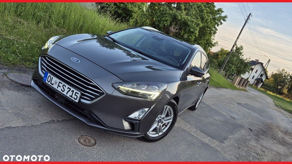 Ford Focus 1.5 EcoBlue STart-Stopp-System TITANIUM - 2