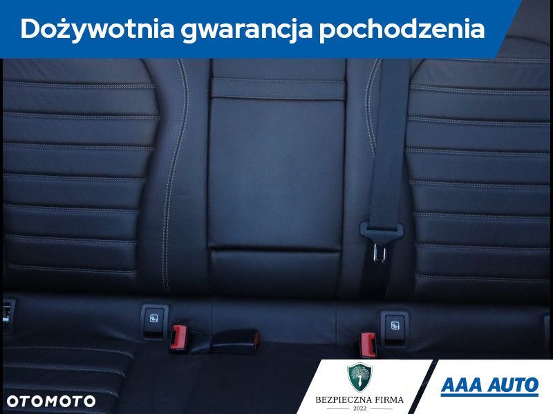 Mercedes-Benz GLC - 11