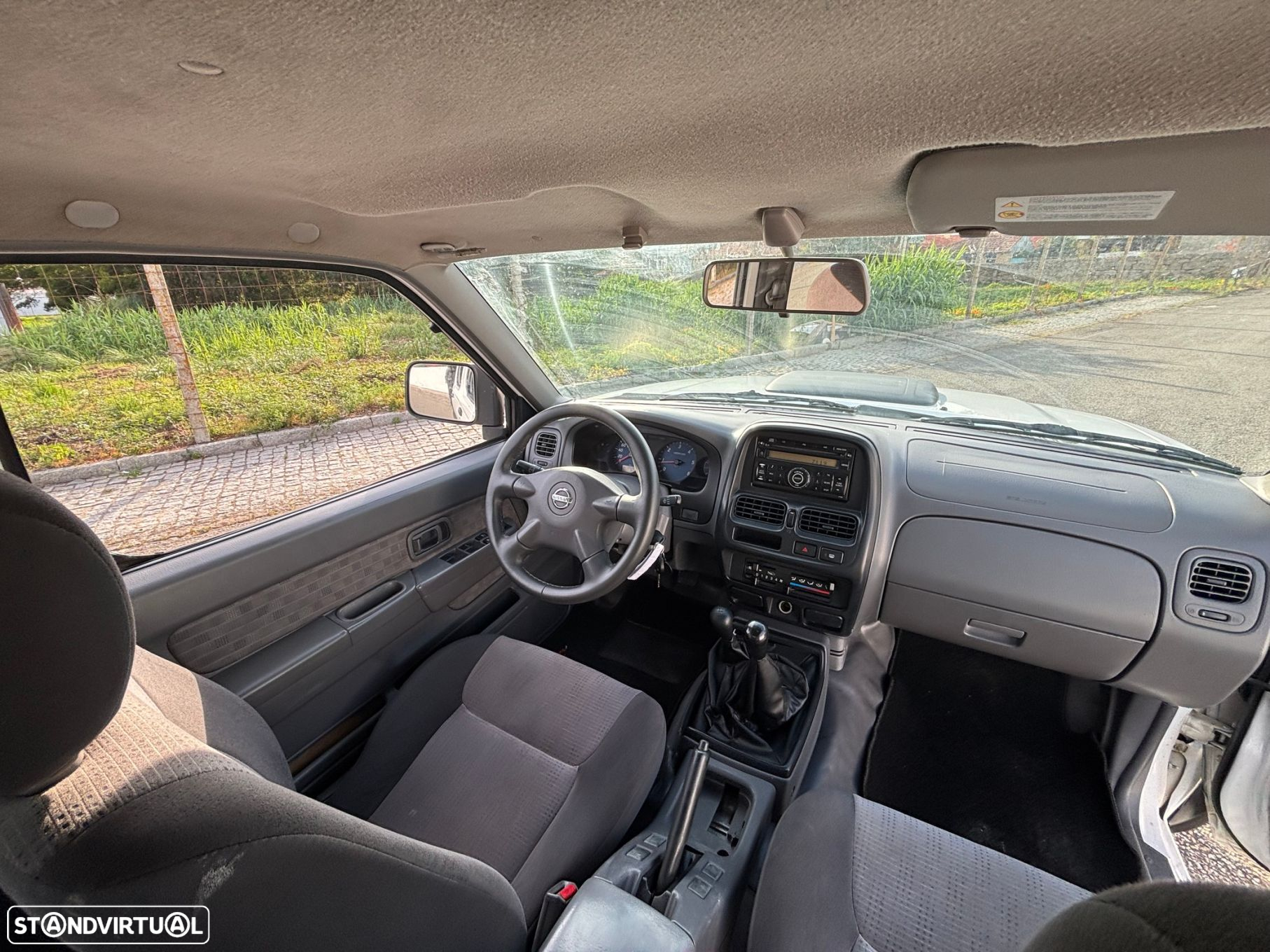 Nissan D22 King cabine dupla - 4