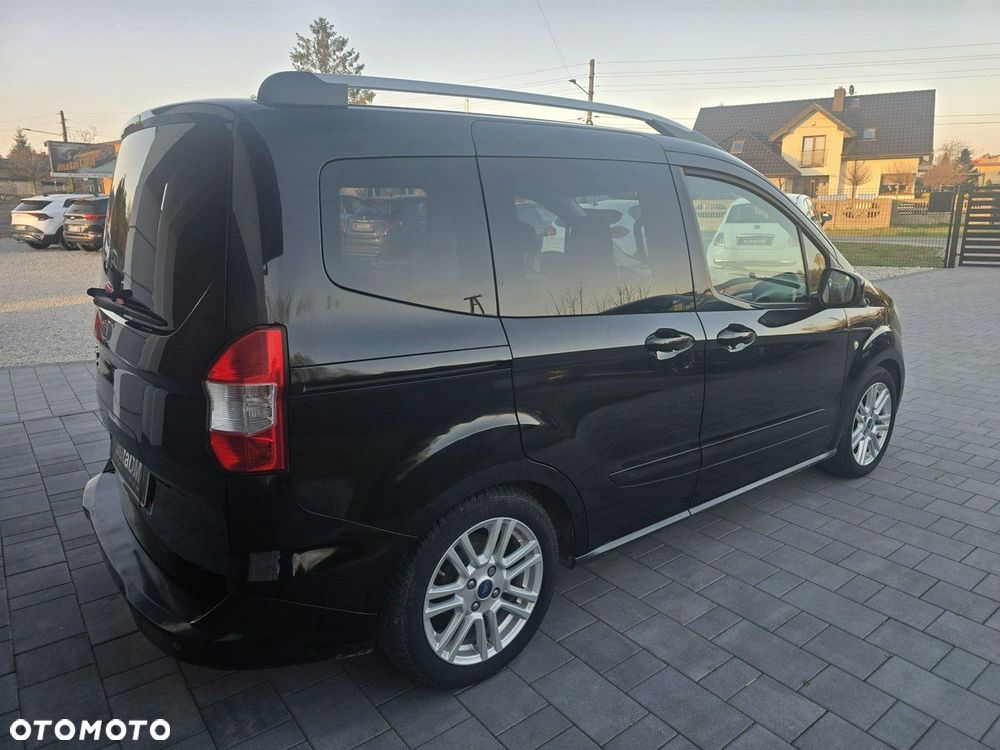 Ford Tourneo Courier - 6