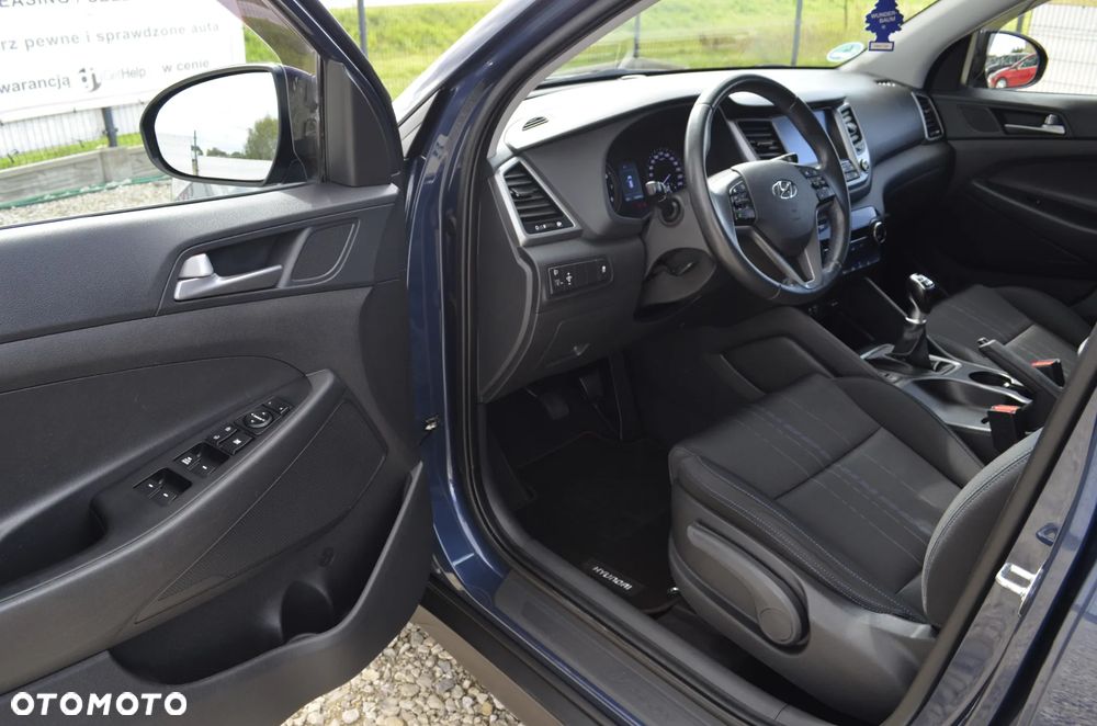 Hyundai Tucson blue 1.6 GDi 2WD Intro Edition - 31