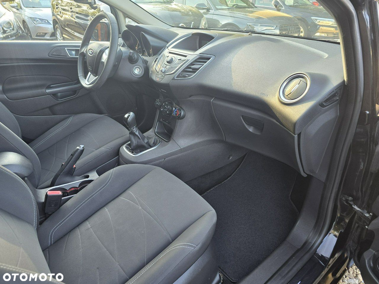 Ford Fiesta 1.0 EcoBoost Gold X - 10