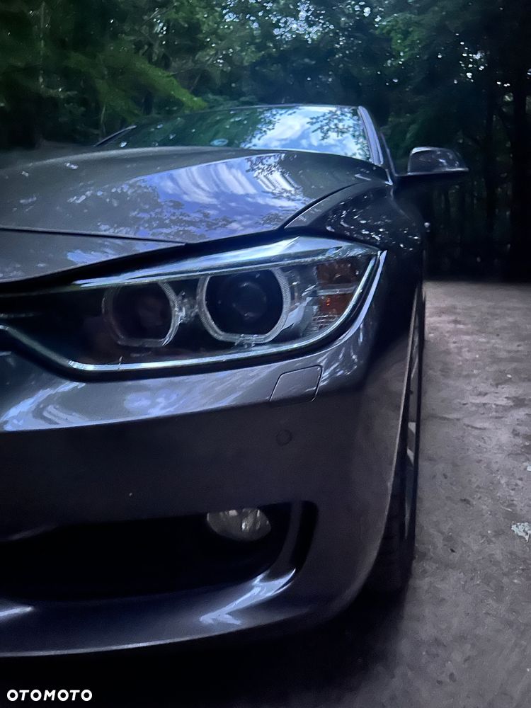 BMW Seria 3 320d - 16