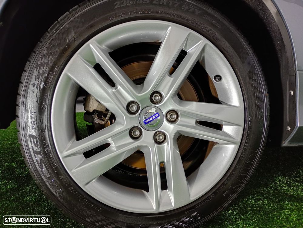 Volvo V60 2.0 D2 R-Design Momentum - 10