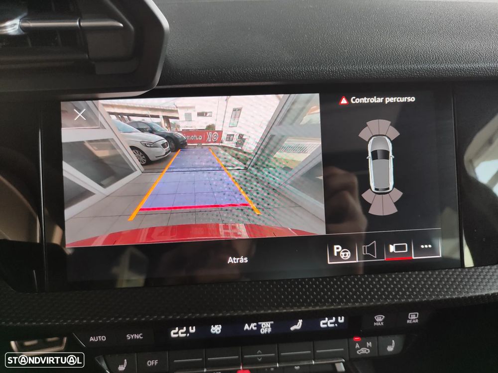 Audi RS3 Sportback 2.5 TFSI quattro S tronic - 33