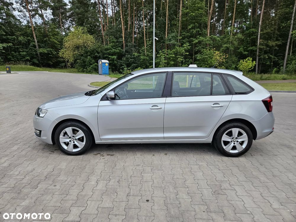 Skoda RAPID 1.0 TSI Active - 2