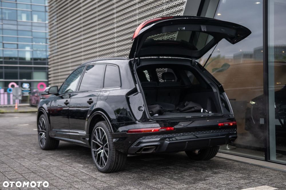 Audi Q7 TFSI e PHEV 360 kW Quattro S Line Tiptr - 8