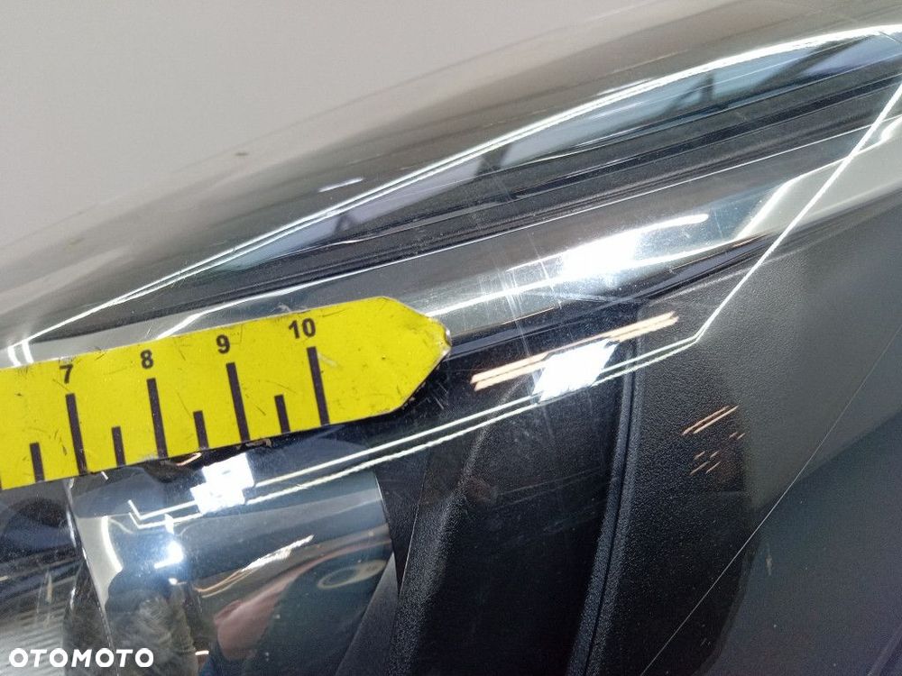 TOYOTA YARIS III LIFT REFLEKTOR LEWY PRZÓD EU - 13
