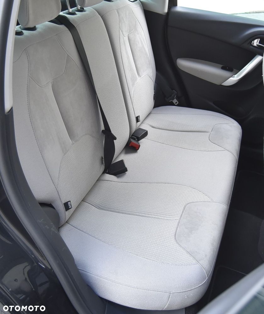 Citroën C3 VTi 120 Automatik Exclusive - 17