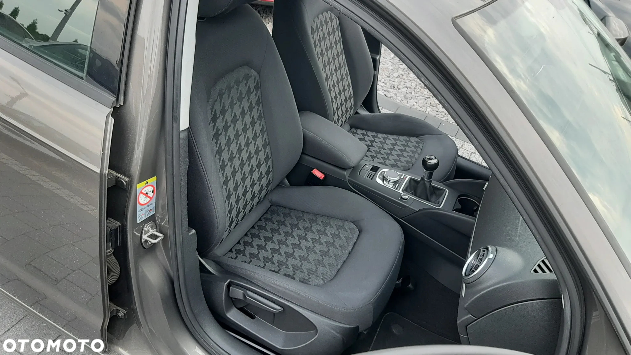 Audi A3 1.6 TDI Attraction - 21