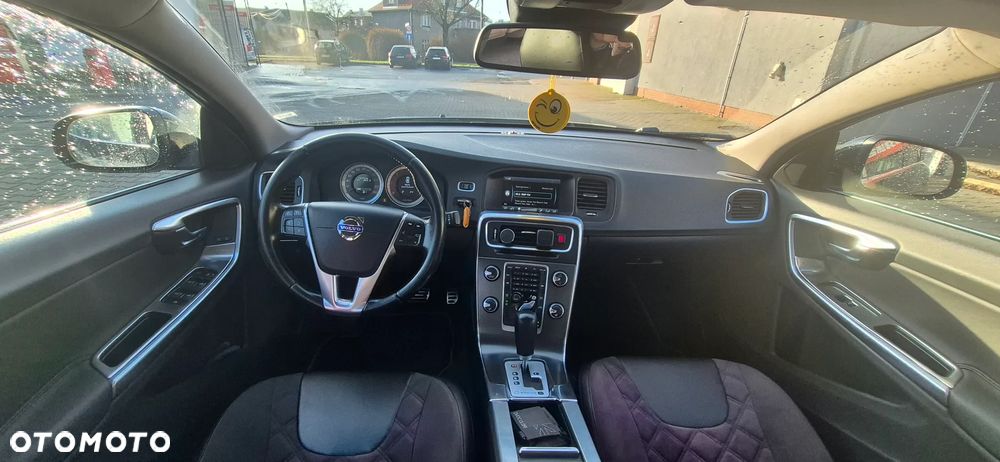 Volvo S60 D4 Geartronic Business Edition - 11