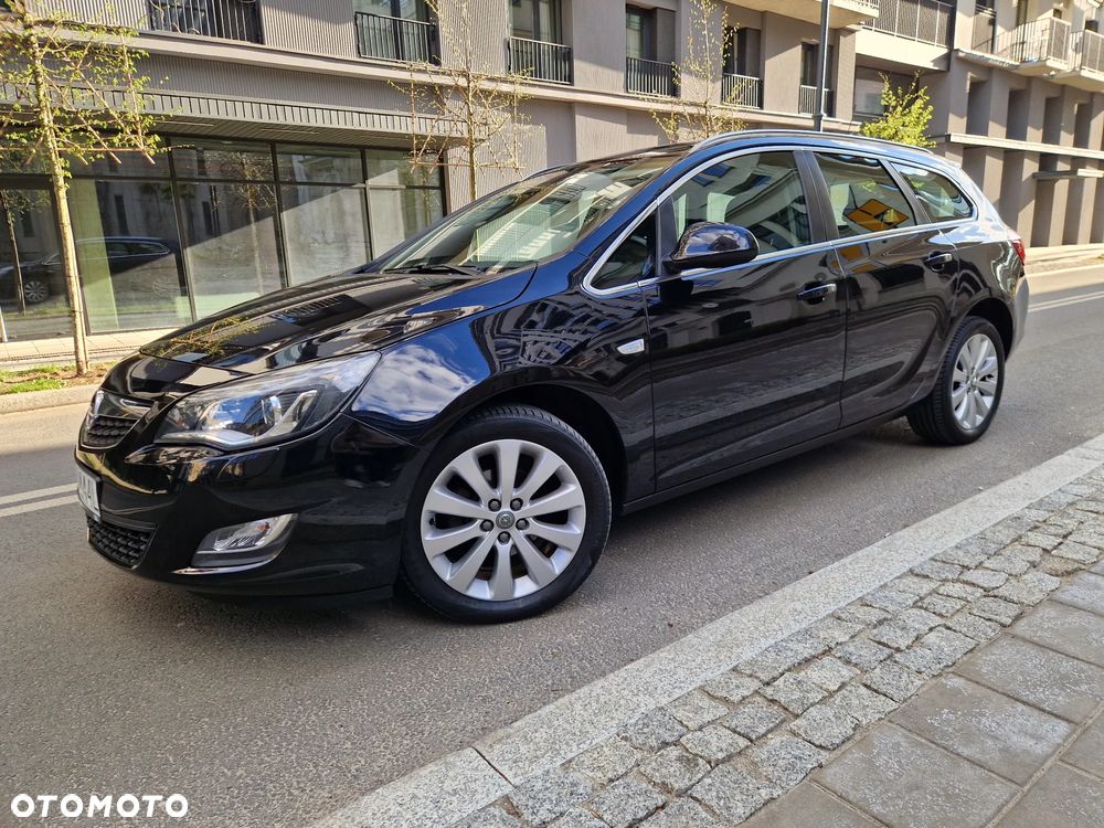 Opel Astra 1.4 T Cosmo EU6 - 14