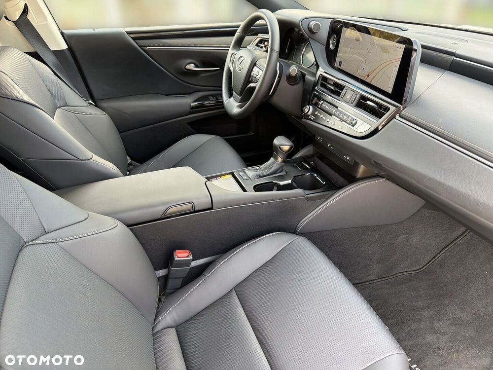 Lexus ES 300h Business Edition - 10